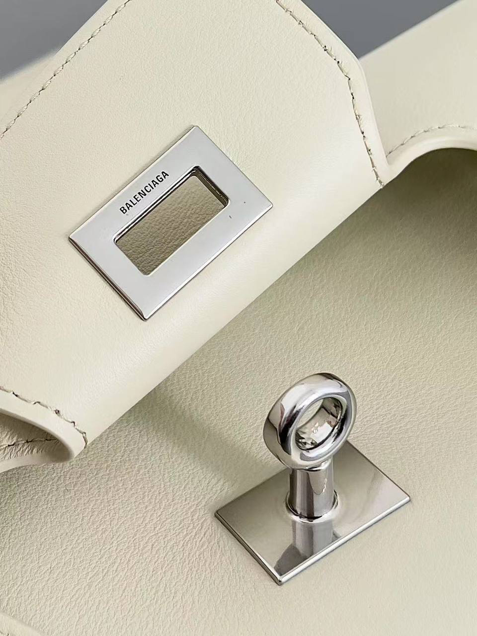 СУМКА BALENCIAGA BEL AIR детальное фото