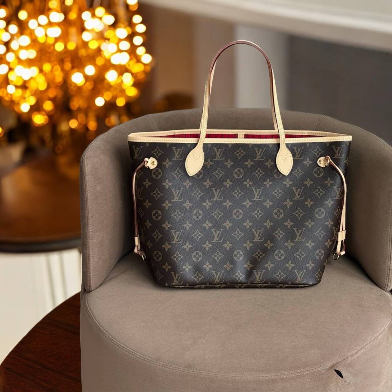 СУМКА LOUIS VUITTON NEVERFULL детальное фото
