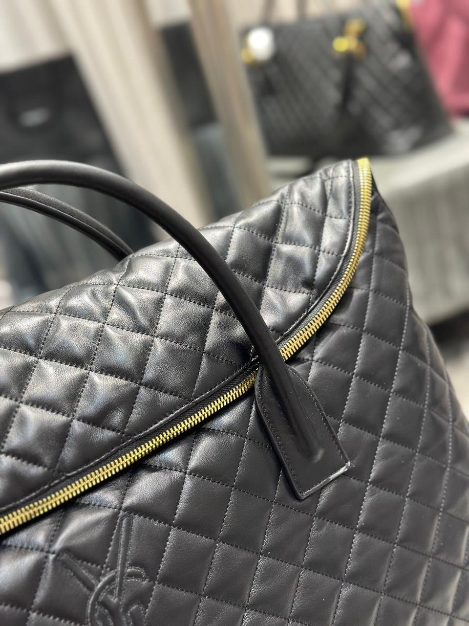 ДОРОЖНАЯ СУМКА SAINT LAURENT детальное фото