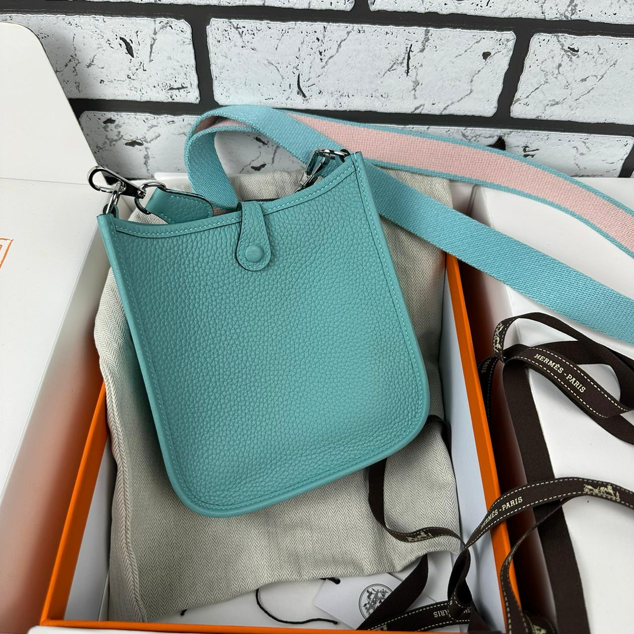 СУМКА HERMES EVELYNE MINI детальное фото