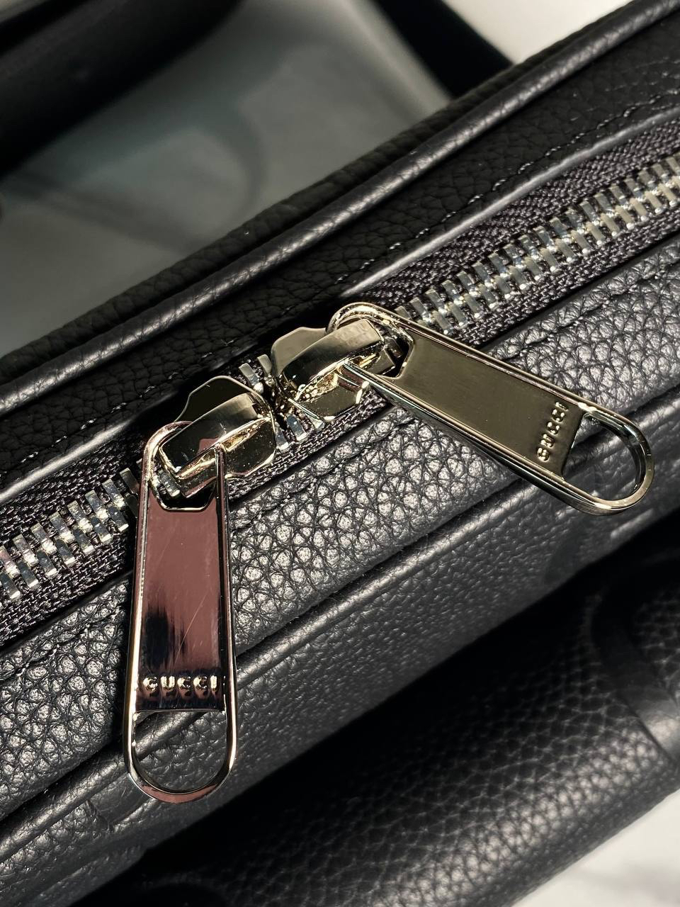 МУЖСКАЯ СУМКА МЕССЕНДЖЕР GUCCI детальное фото