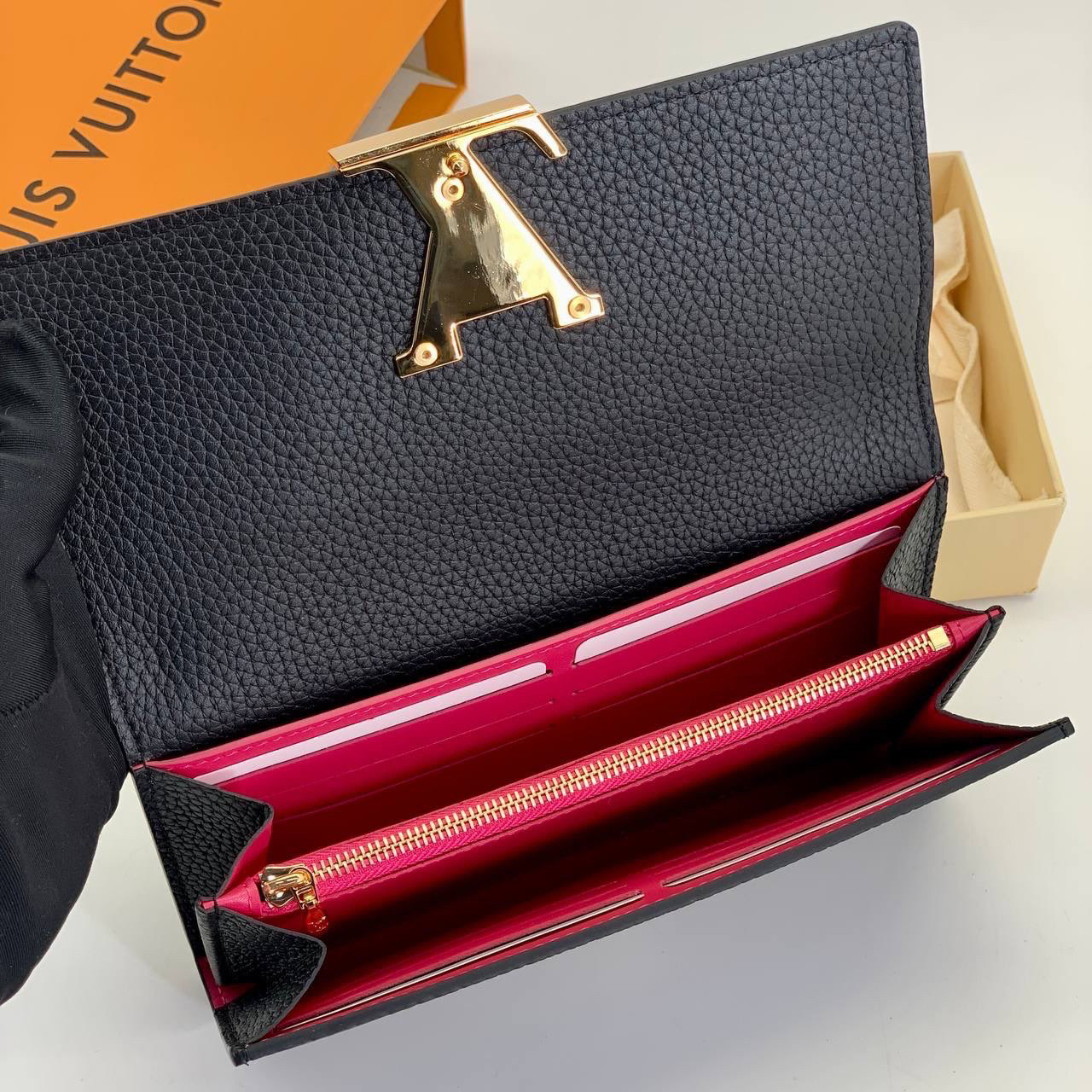 КОШЕЛЕК LOUIS VUITTON детальное фото
