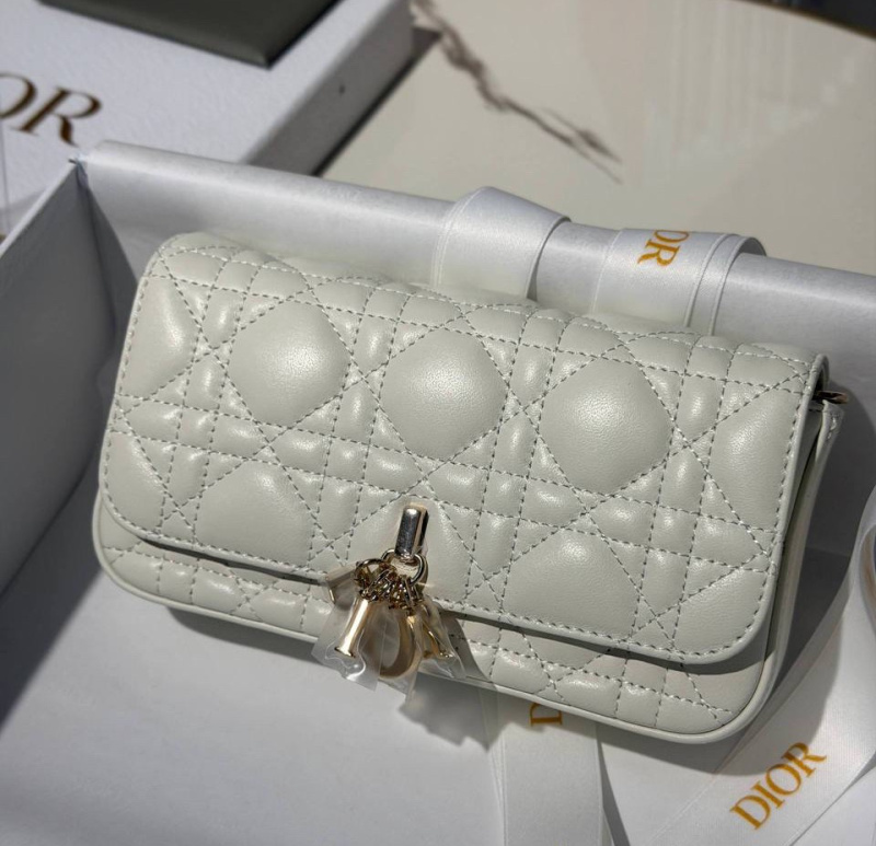 СУМКА CHRISTIAN DIOR фото