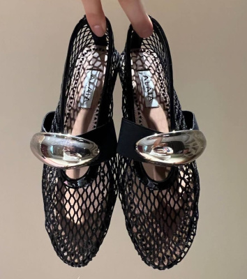 БАЛЕТКИ ALAIA фото