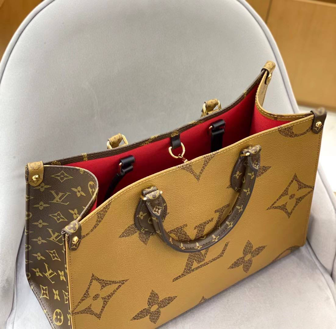 СУМКА LOUIS VUITTON ONTHEGO детальное фото