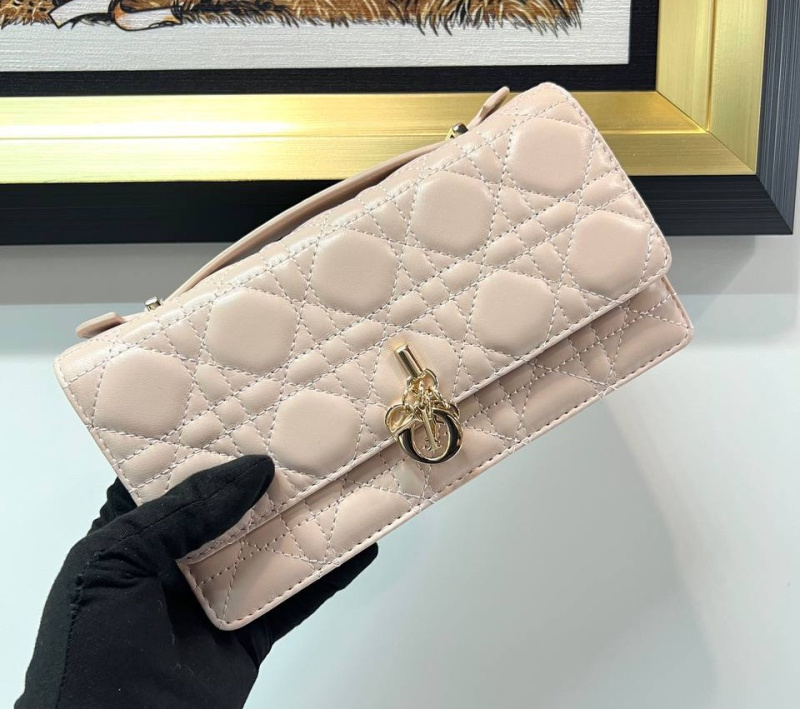 СУМКА CHRISTIAN DIOR фото