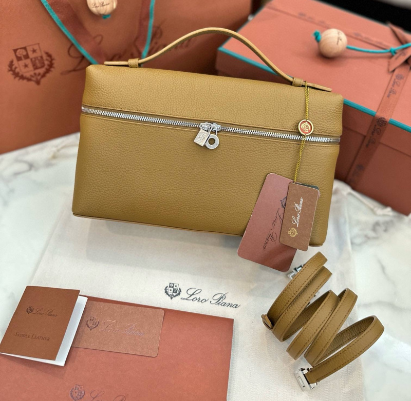 СУМКА LORO PIANA фото