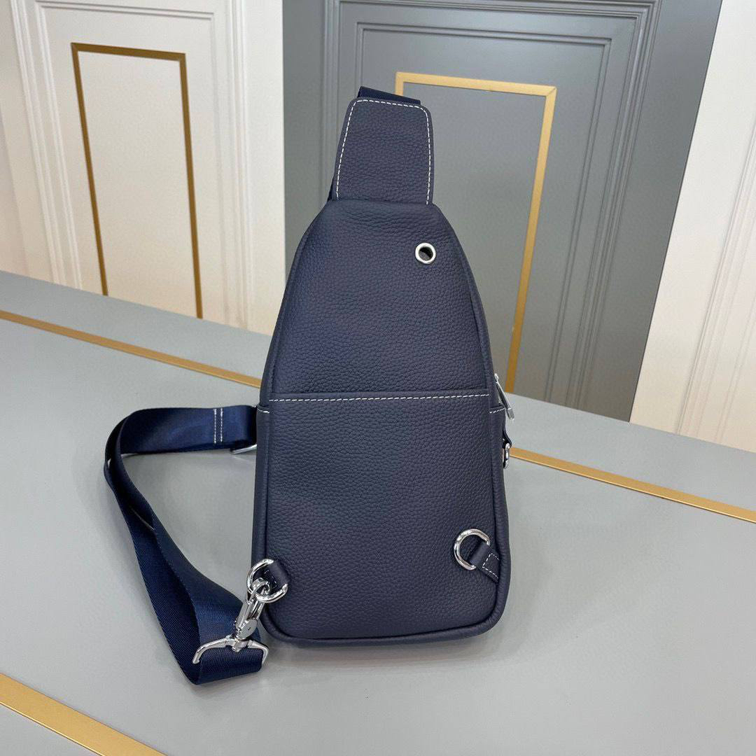 МУЖСКАЯ СУМКА СЛИНГ HERMES детальное фото