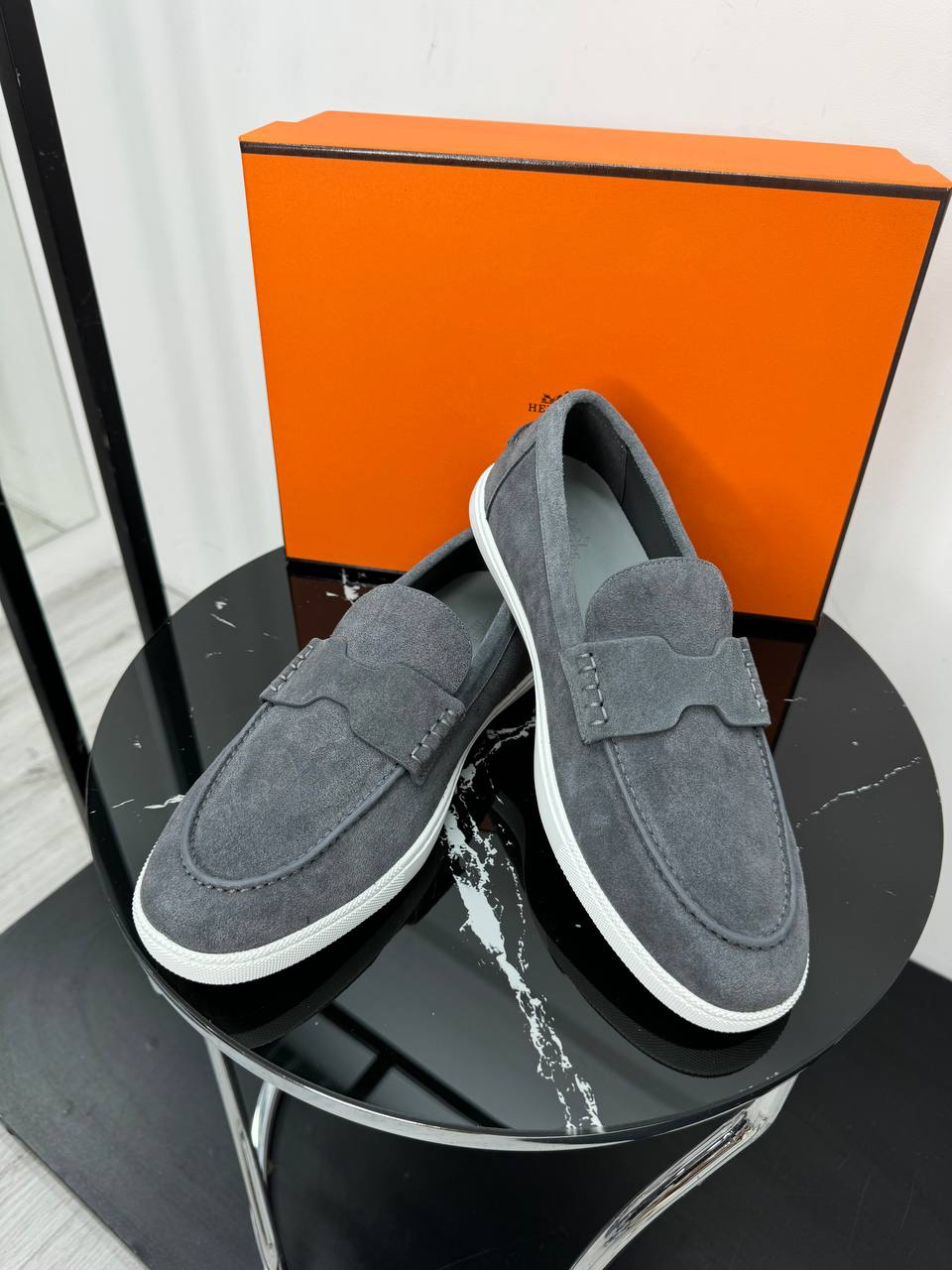 МУЖСКИЕ ЛОФЕРЫ HERMES детальное фото