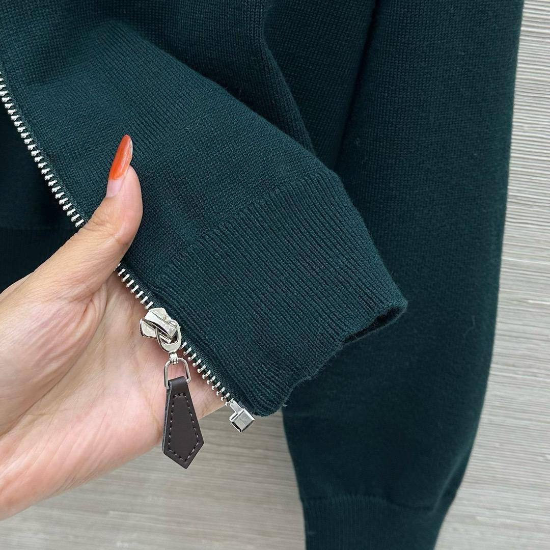 КАРДИГАН MIU MIU детальное фото