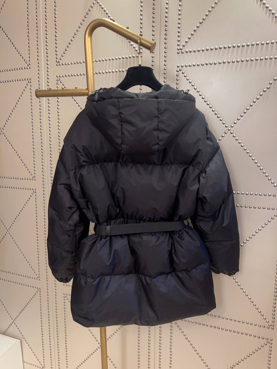 ПУХОВИК PRADA детальное фото