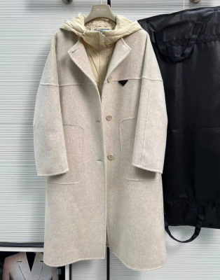 ПАЛЬТО PRADA фото