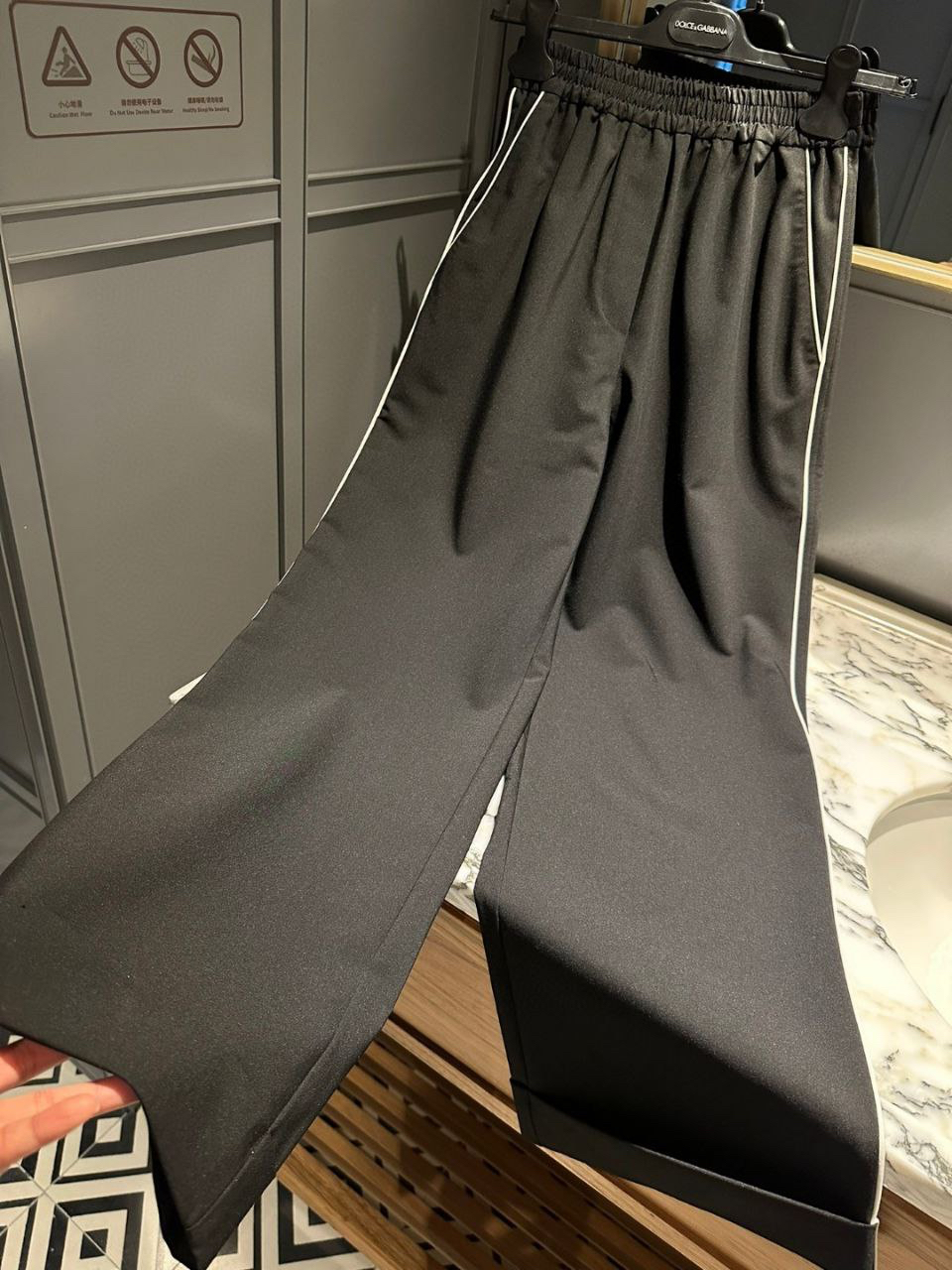 БРЮКИ DOLCE & GABBANA в интернет магазине Люкс Мск БРЮКИ DOLCE & GABBANA детальное фото