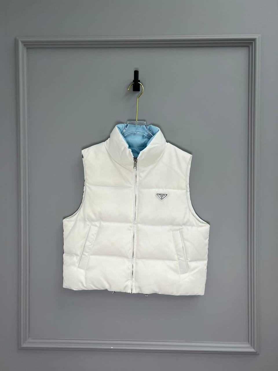 ЖИЛЕТ PRADA детальное фото