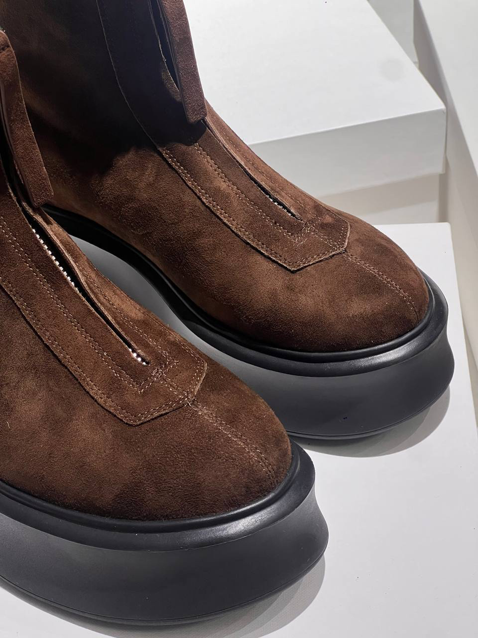 БОТИНКИ THE ROW детальное фото