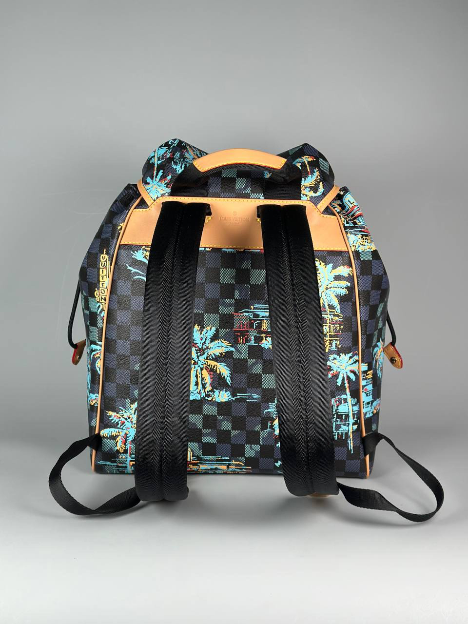 МУЖСКОЙ РЮКЗАК LOUIS VUITTON детальное фото