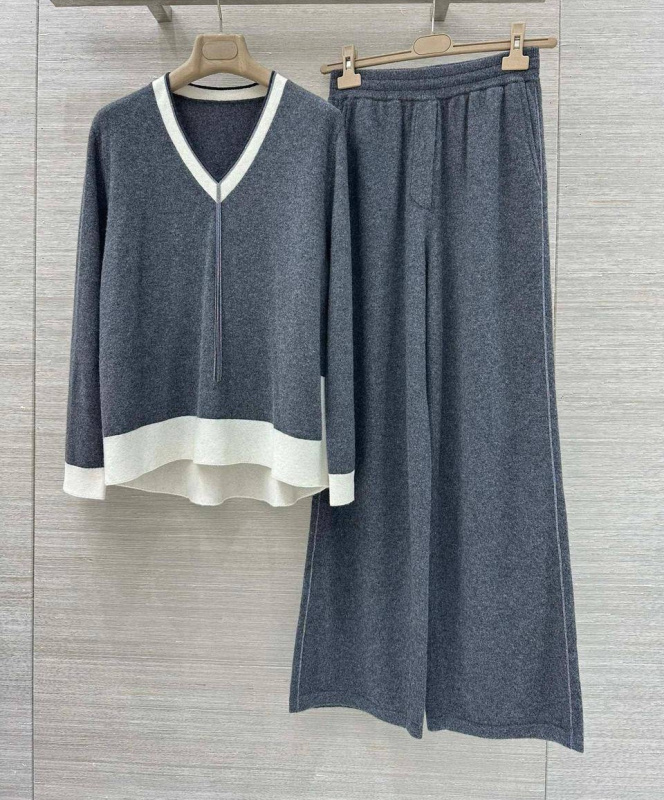 КОСТЮМ BRUNELLO CUCINELLI фото