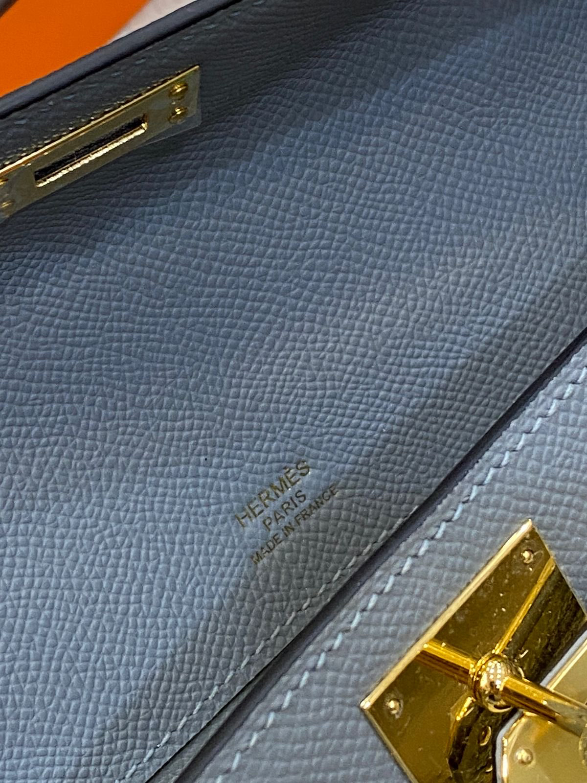 КЛАТЧ HERMES KELLY CUT детальное фото