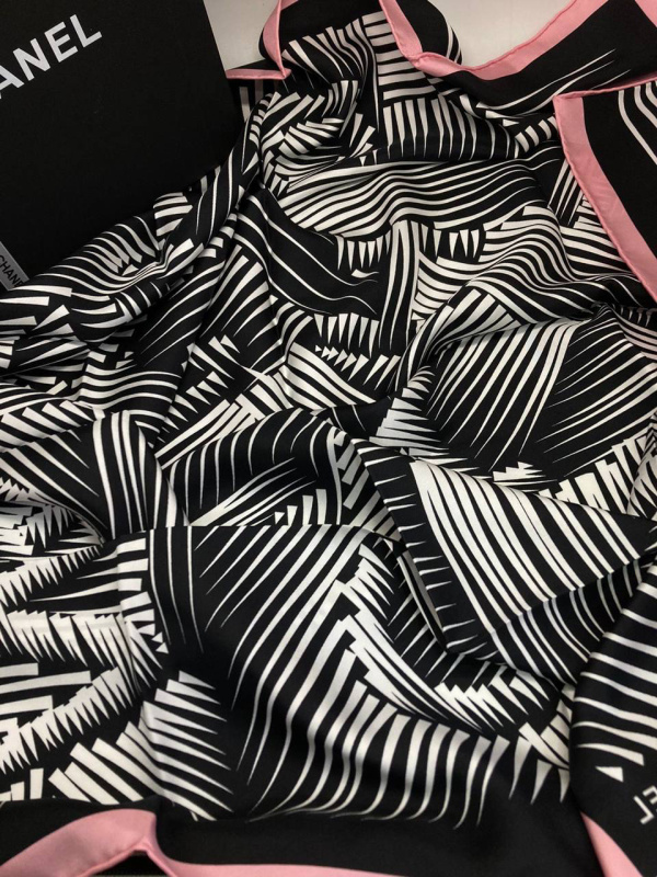 ПЛАТОК CHANEL фото