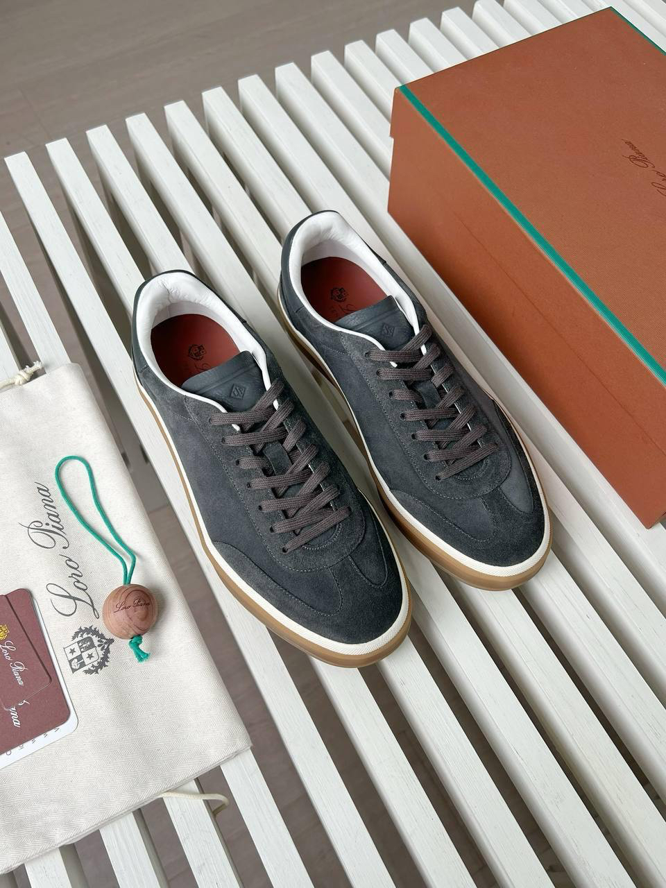 МУЖСКИЕ КЕДЫ LORO PIANA детальное фото