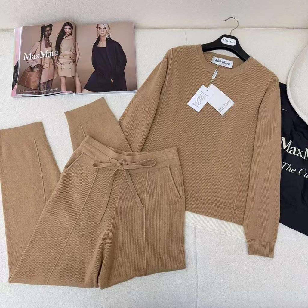 КОСТЮМ MAX MARA детальное фото