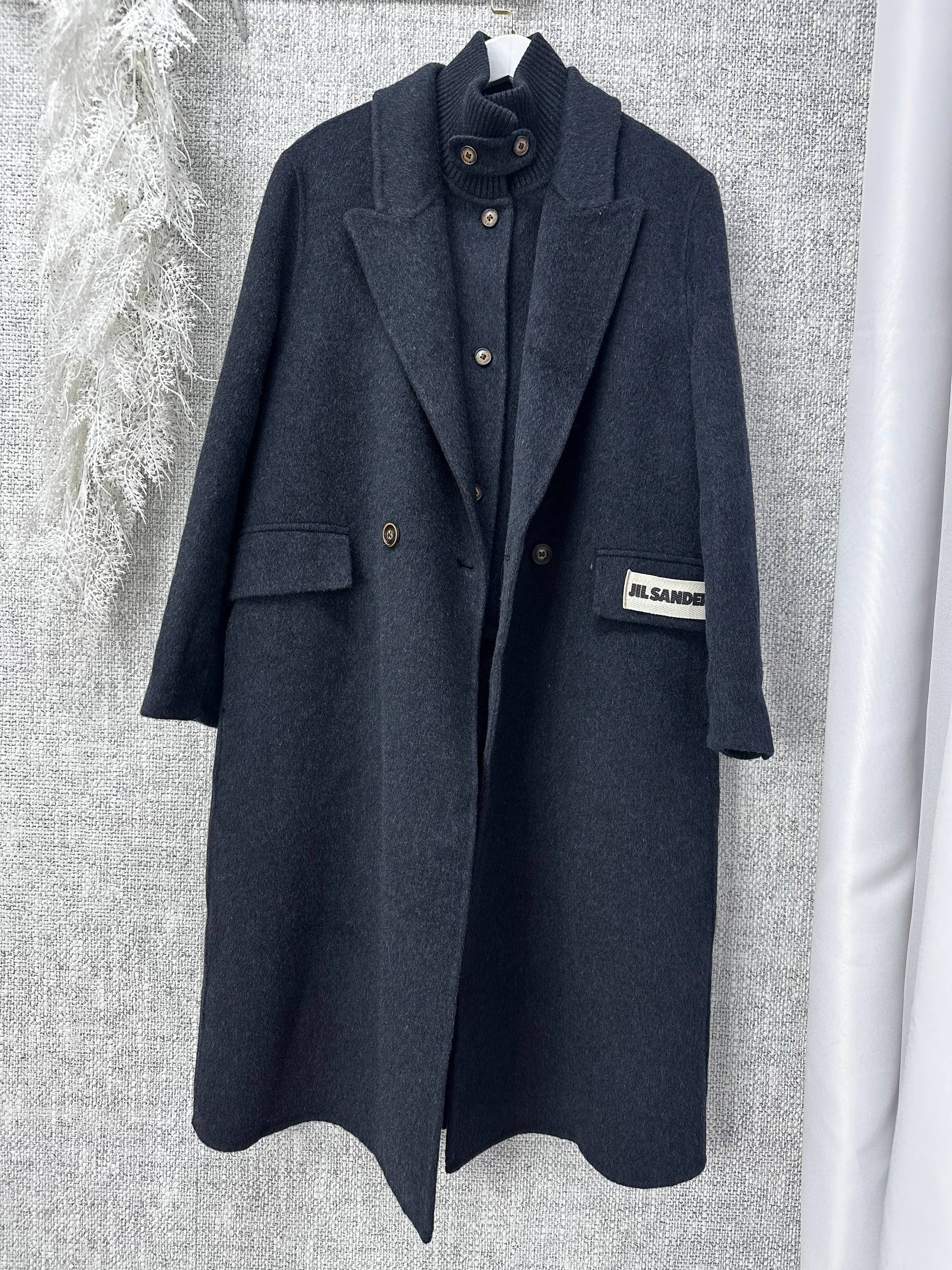 ПАЛЬТО JIL SANDER детальное фото