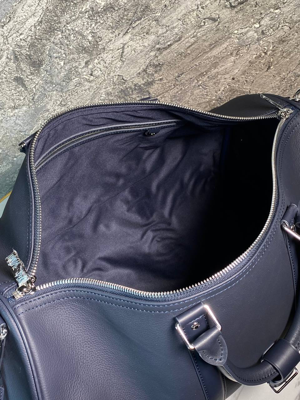 ДОРОЖНАЯ СУМКА LOUIS VUITTON детальное фото