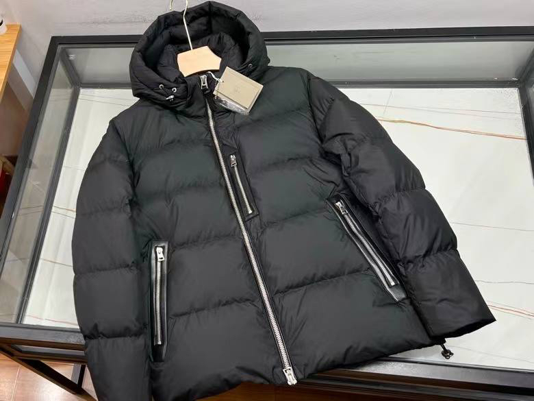 МУЖСКОЙ ПУХОВИК TOM FORD детальное фото