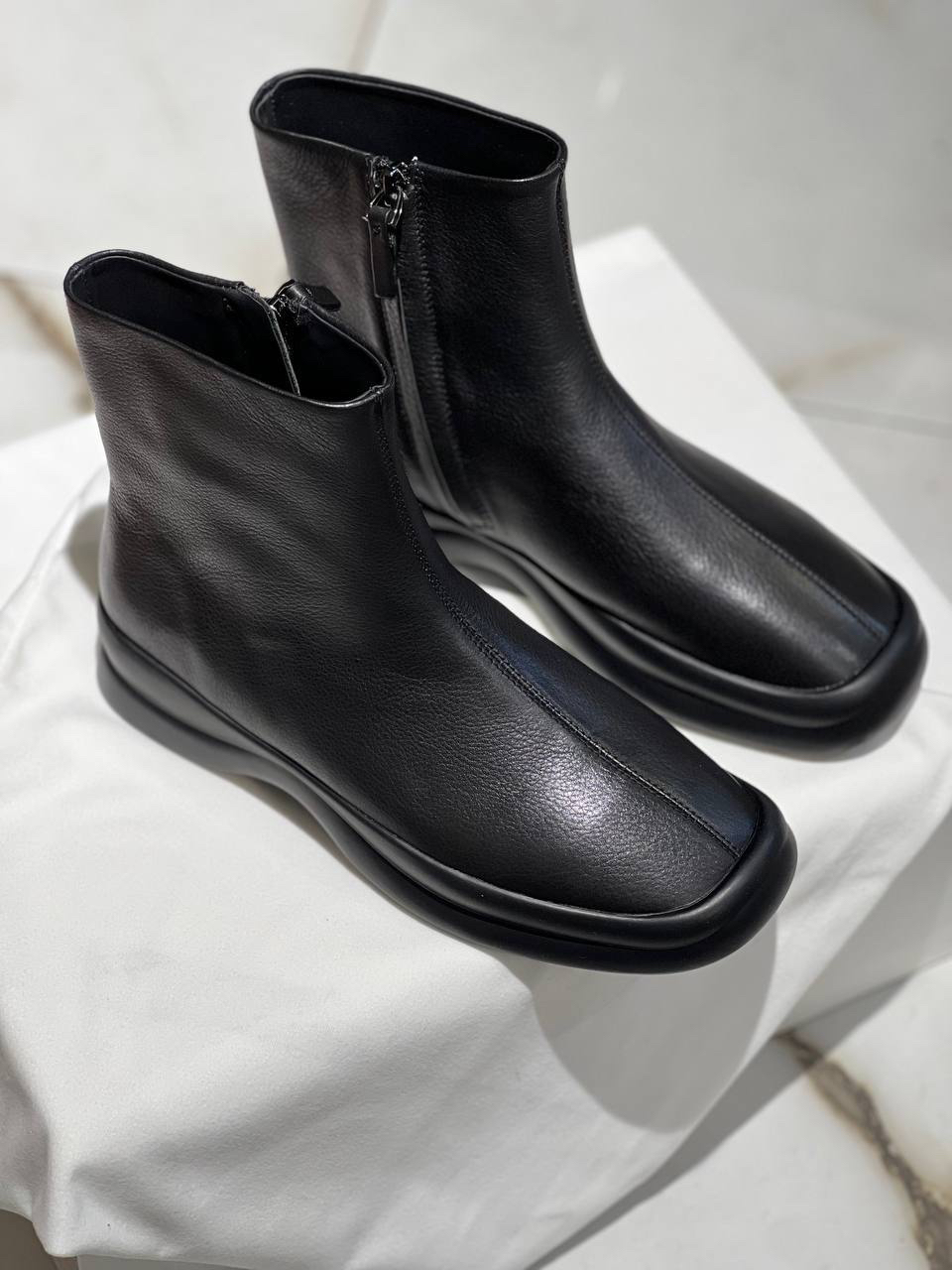 БОТИЛЬОНЫ THE ROW детальное фото