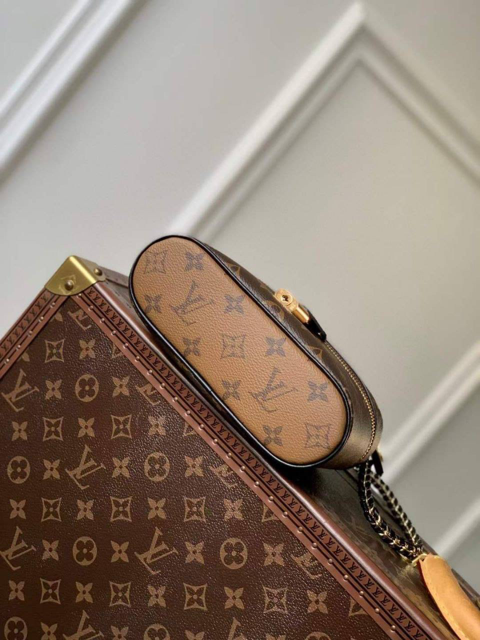 СУМКА LOUIS VUITTON детальное фото