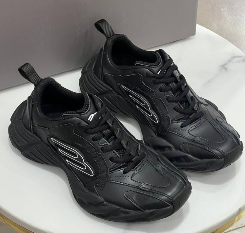 КРОССОВКИ BALENCIAGA фото