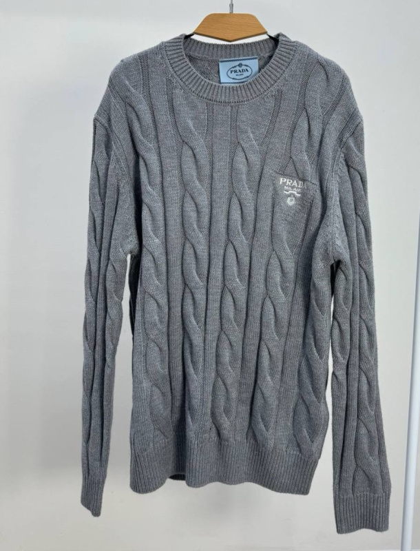 СВИТЕР PRADA фото