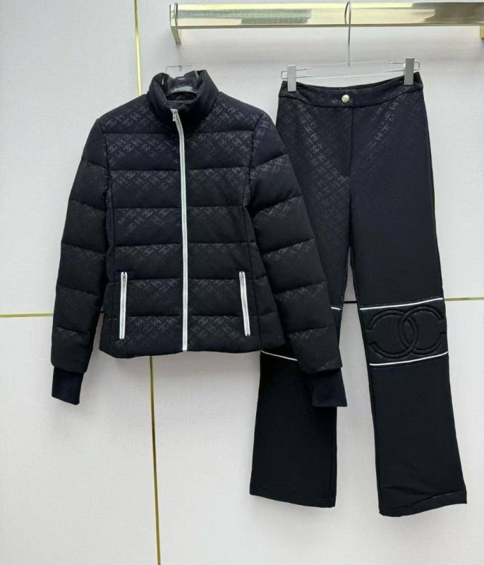 КОСТЮМ CHANEL фото