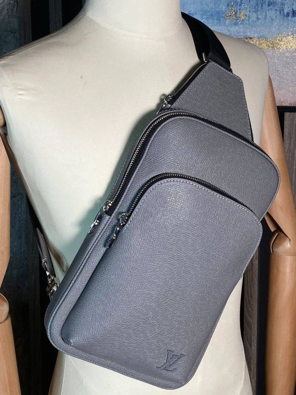 МУЖСКАЯ СУМКА СЛИНГ LOUIS VUITTON фото