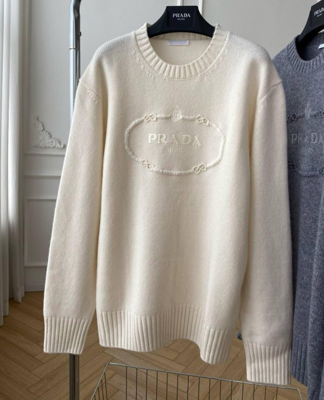 СВИТЕР PRADA фото