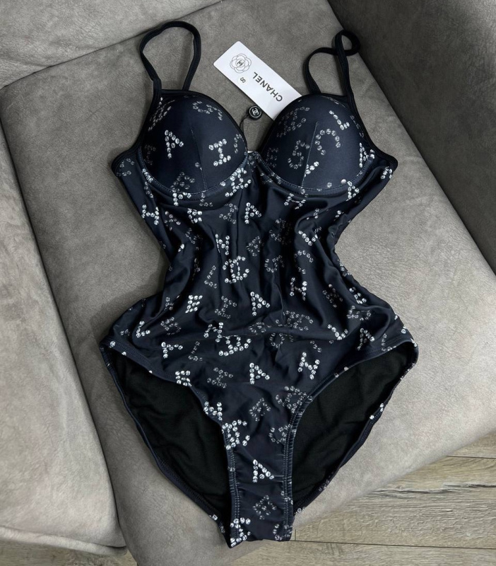 КУПАЛЬНИК CHANEL фото