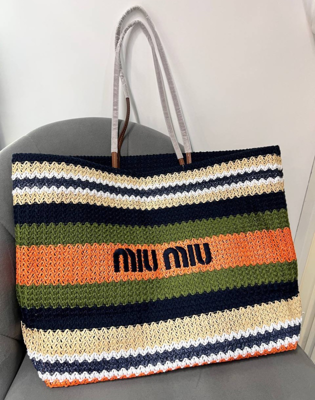 СУМКА MIU MIU фото
