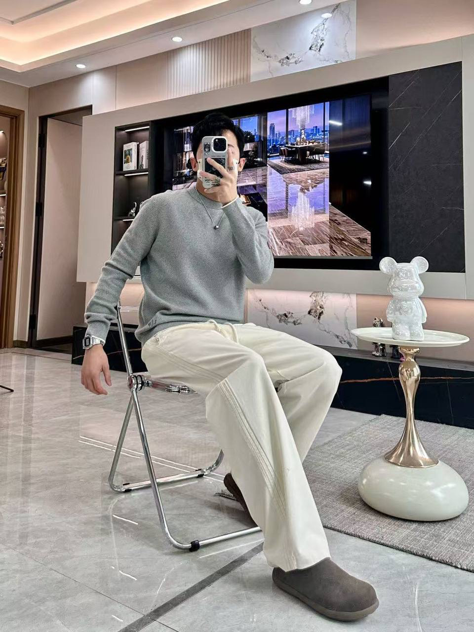 МУЖСКОЙ СВИТЕР LORO PIANA детальное фото