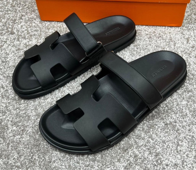 МУЖСКИЕ ШЛЕПКИ HERMES фото