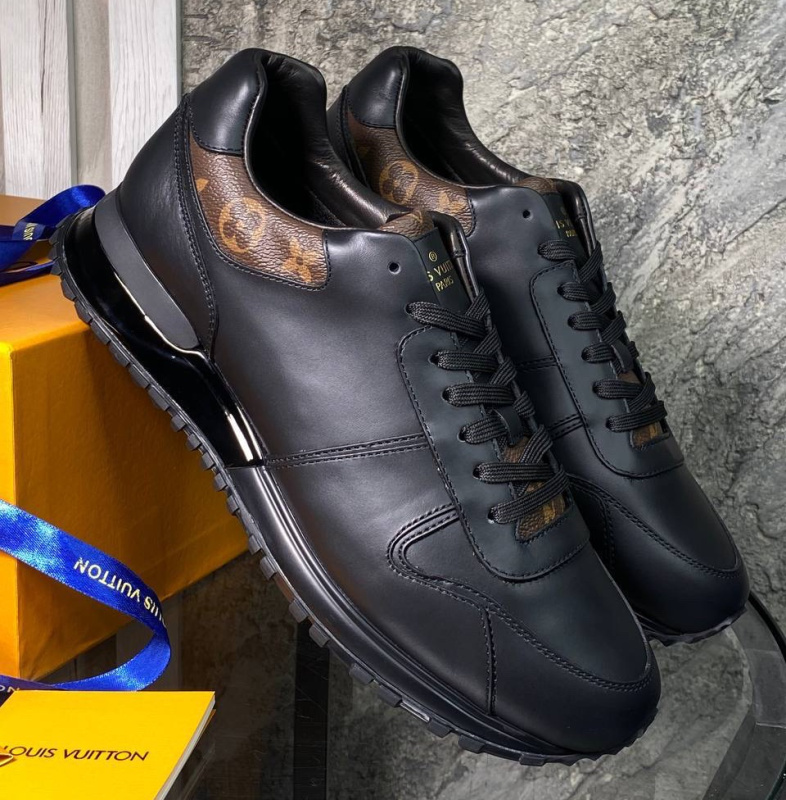МУЖСКИЕ КРОССОВКИ LOUIS VUITTON фото