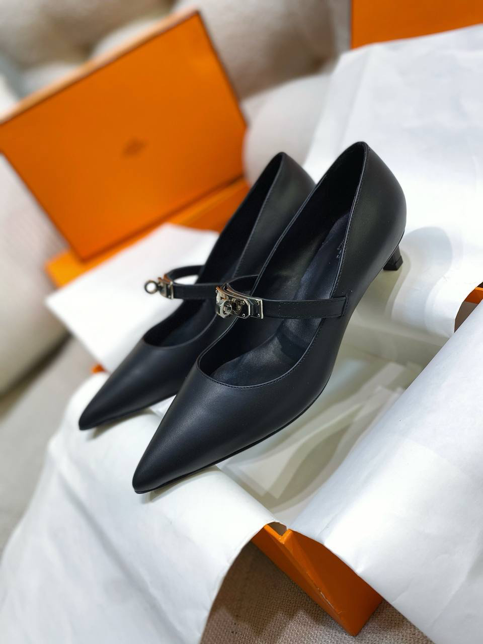 ТУФЛИ HERMES детальное фото