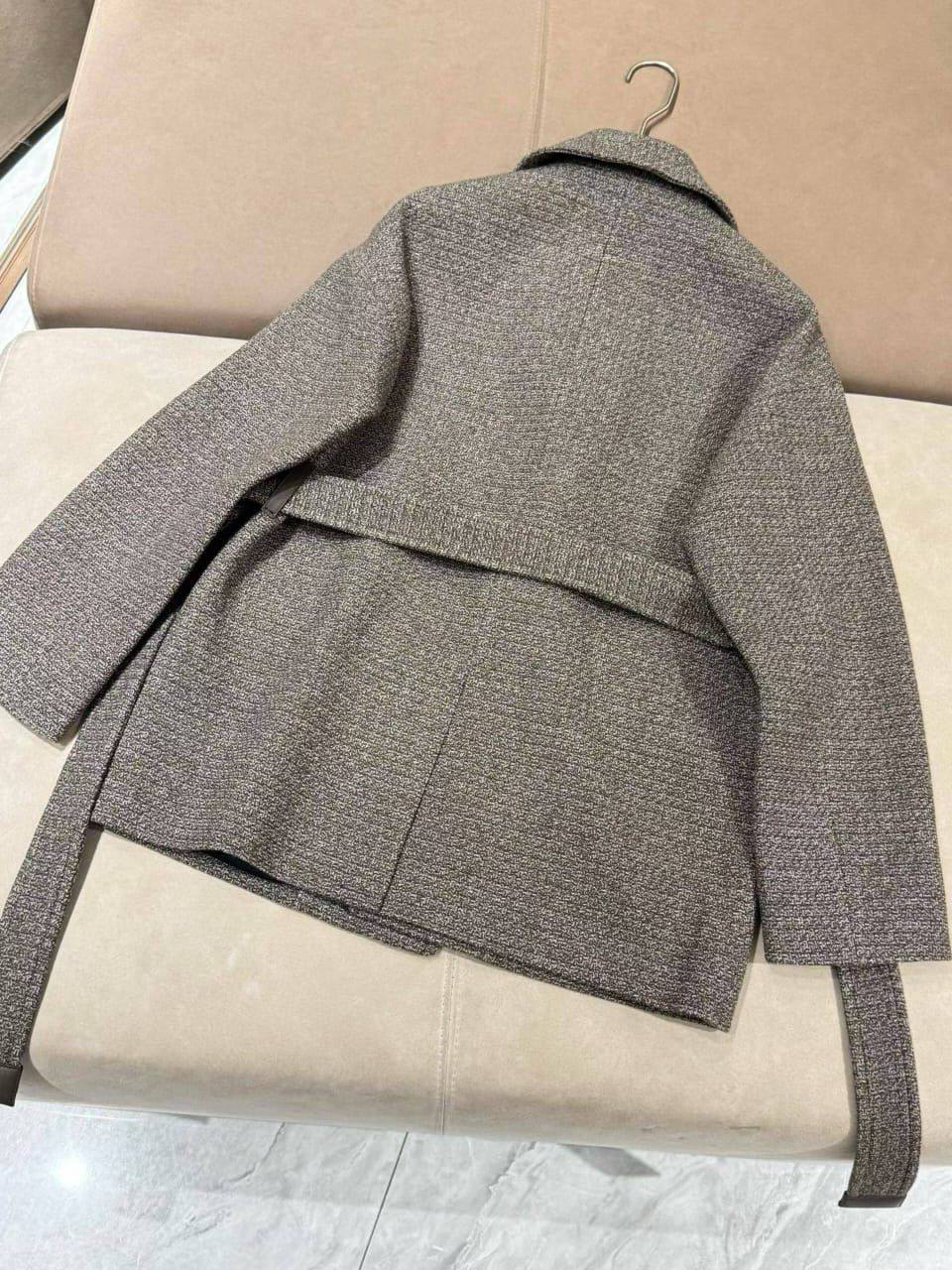 ПАЛЬТО LORO PIANA детальное фото