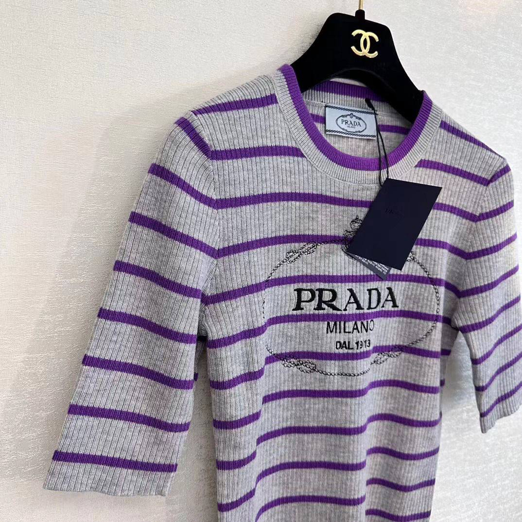 КОФТА PRADA детальное фото