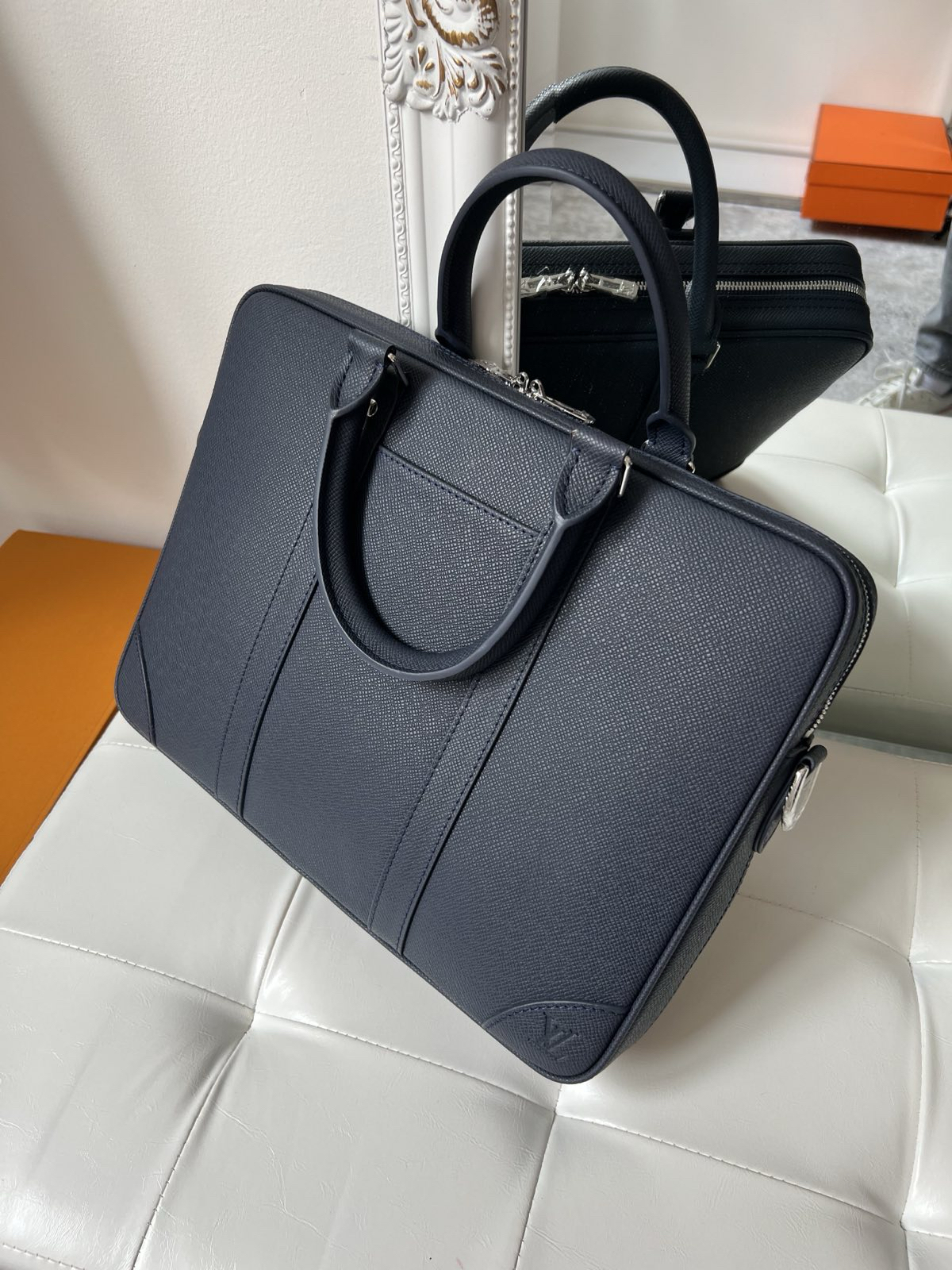 МУЖСКОЙ ПОРТФЕЛЬ LOUIS VUITTON детальное фото