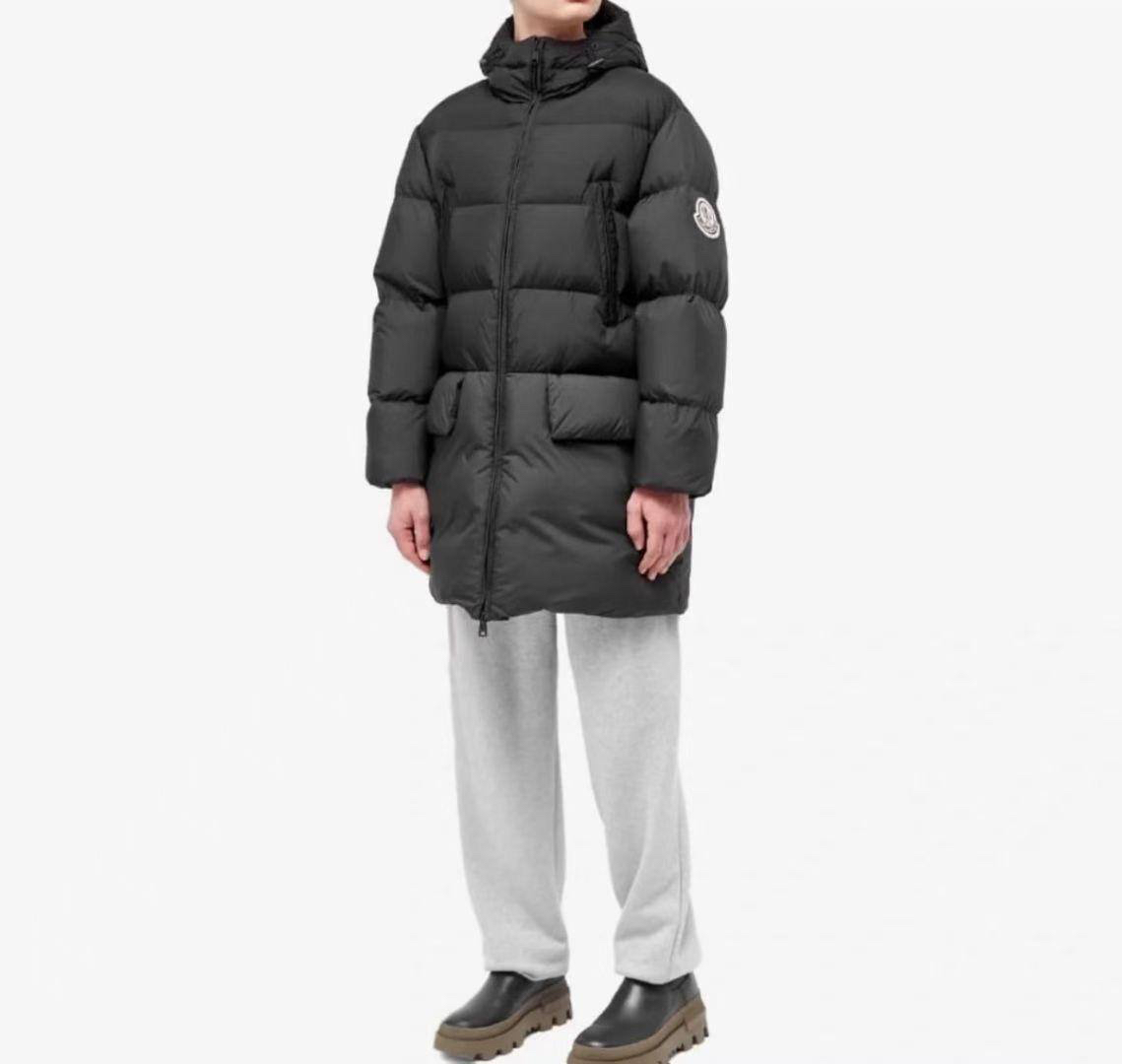 МУЖСКОЙ ПУХОВИК MONCLER детальное фото