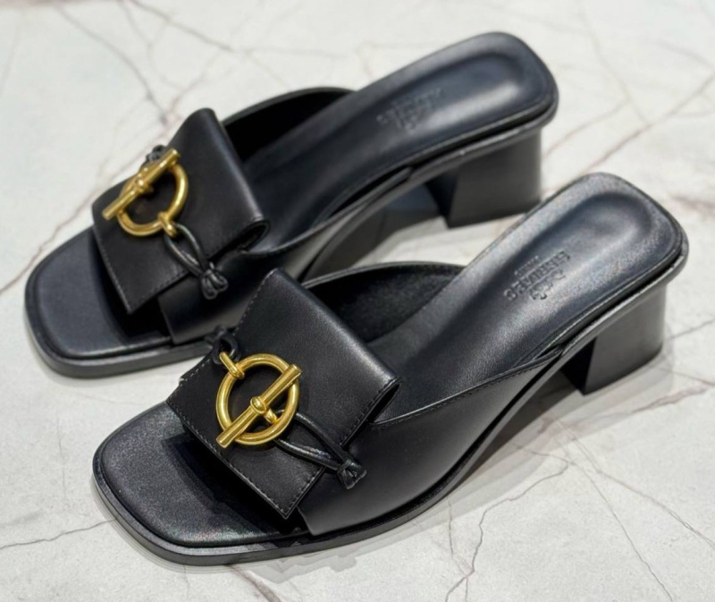 ШЛЕПКИ HERMES фото