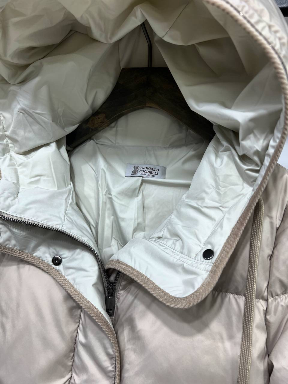 ПУХОВИК BRUNELLO CUCINELLI детальное фото