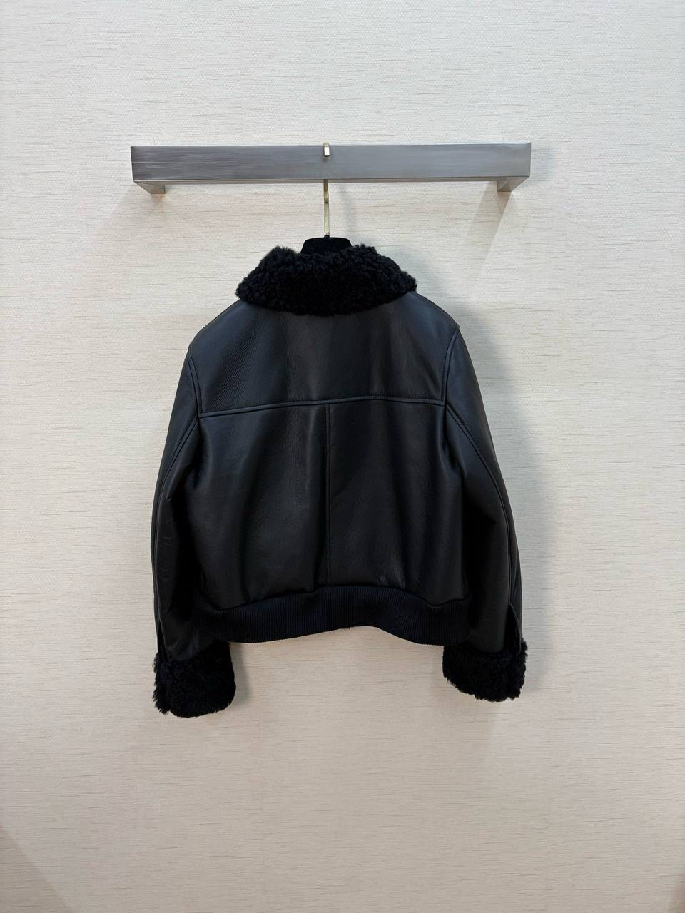 ДУБЛЕНКА CHANEL детальное фото