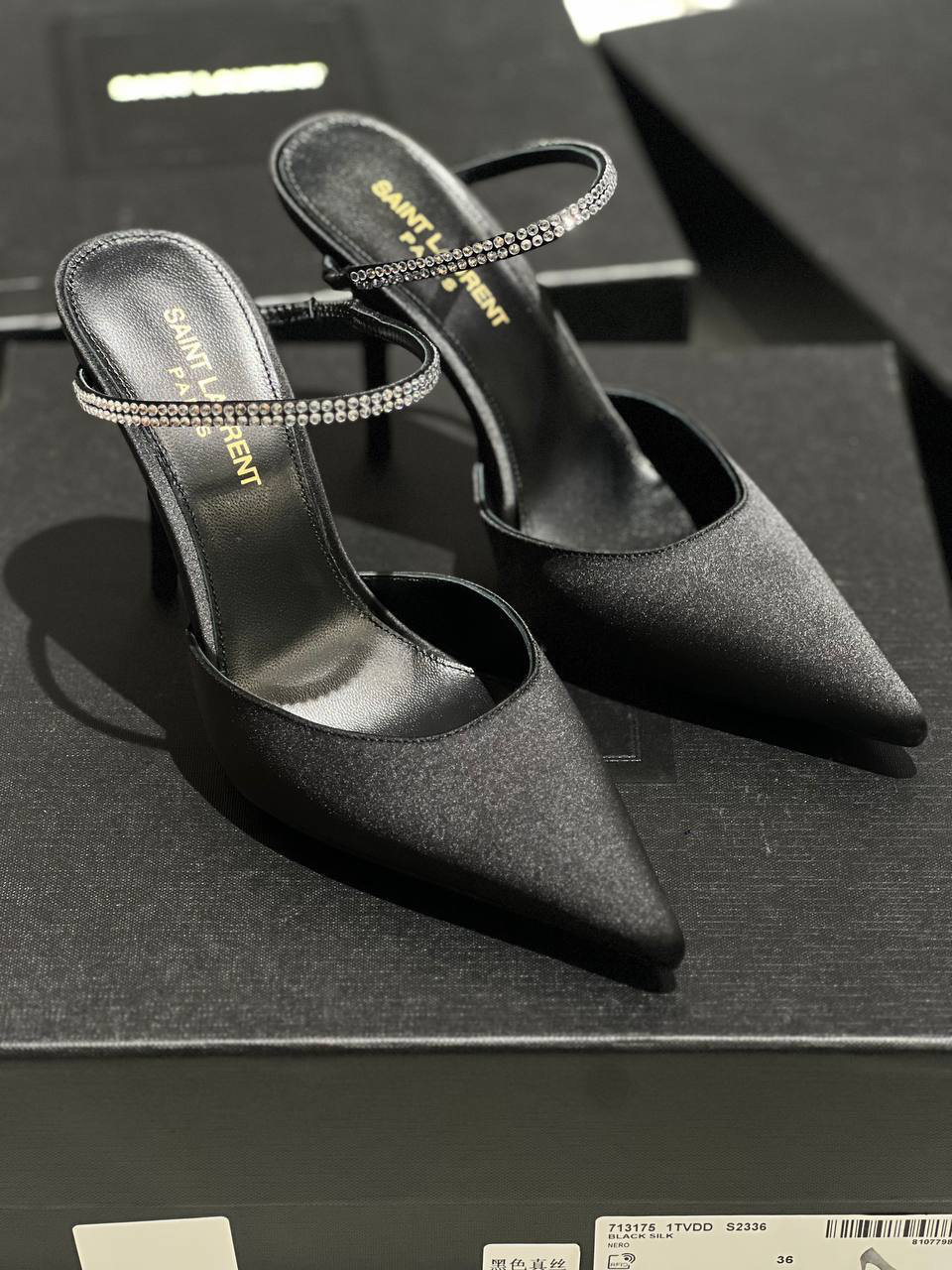 ТУФЛИ SAINT LAURENT детальное фото