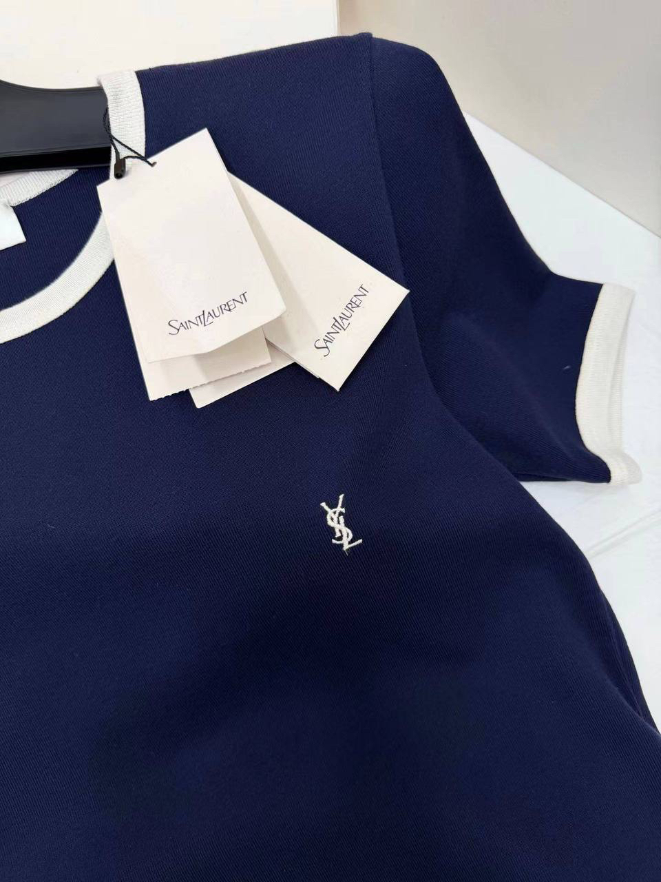ФУТБОЛКА SAINT LAURENT детальное фото